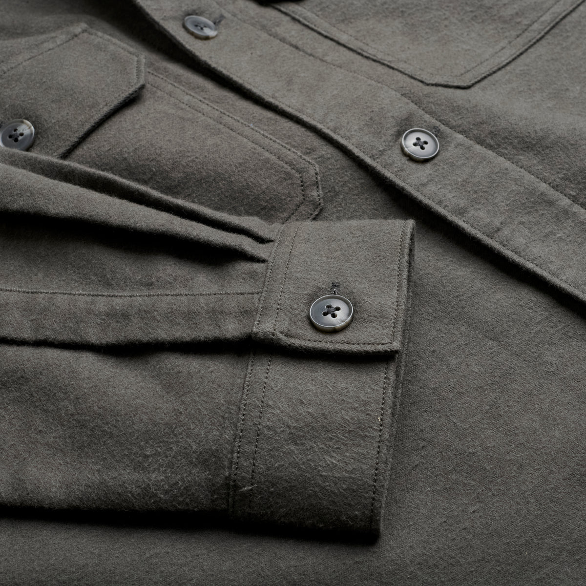 Moleskin Overshirt - Gunmetal - Sleeve Detail